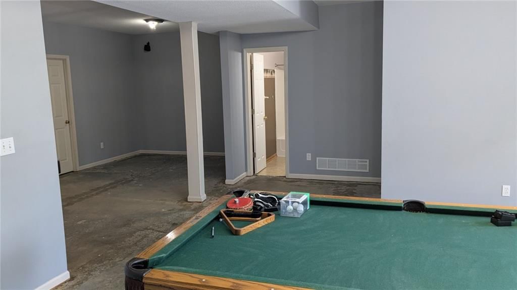 324 NE Woodbury Drive — photo 10