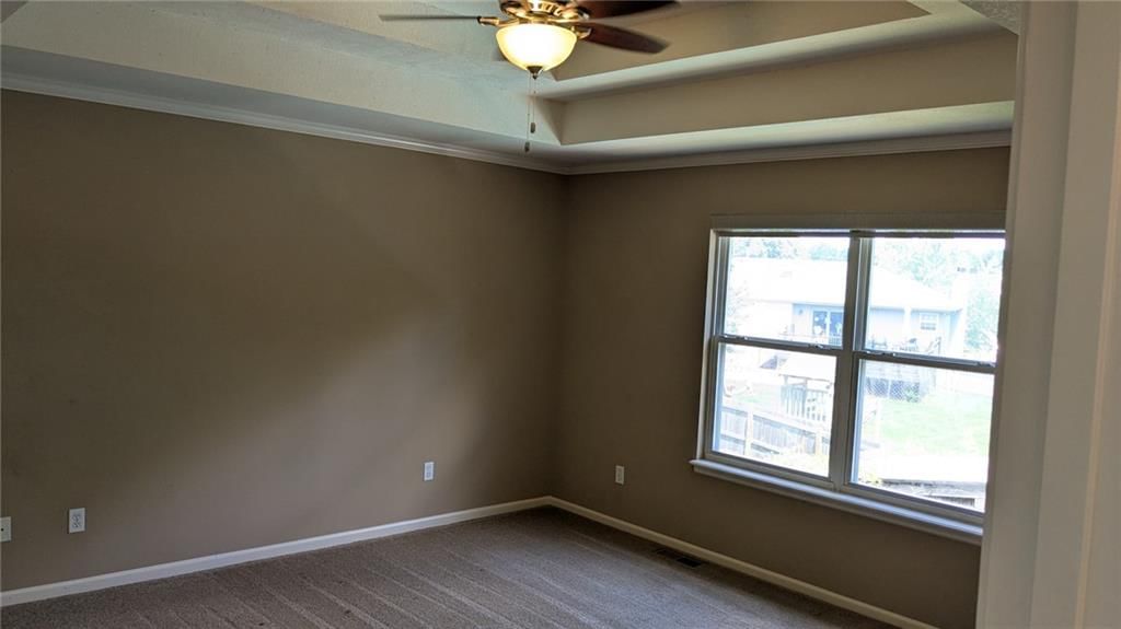 324 NE Woodbury Drive — photo 13