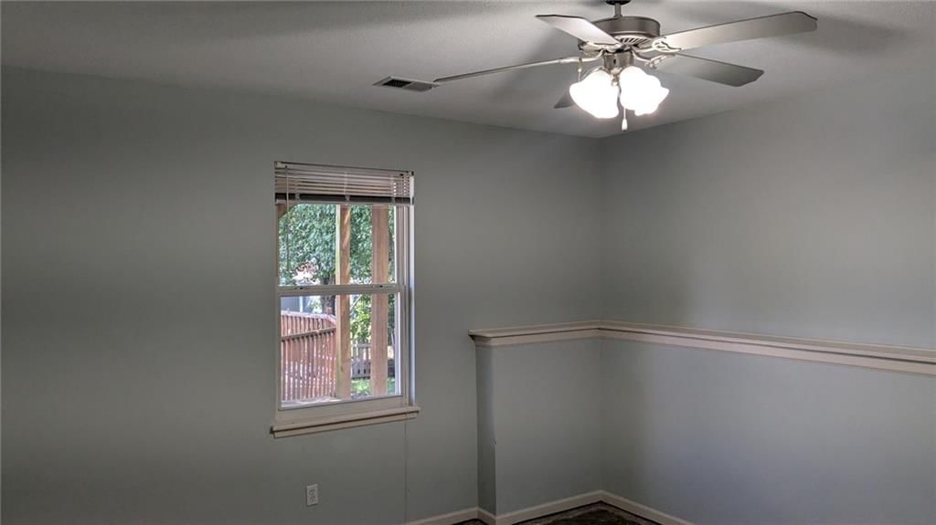 324 NE Woodbury Drive — photo 14