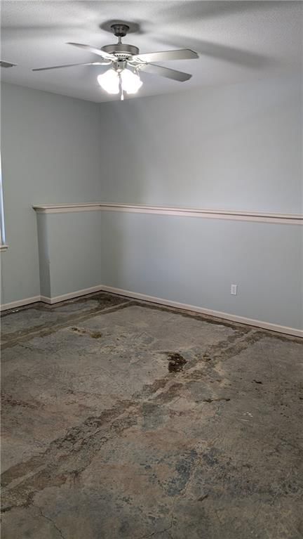 324 NE Woodbury Drive — photo 15