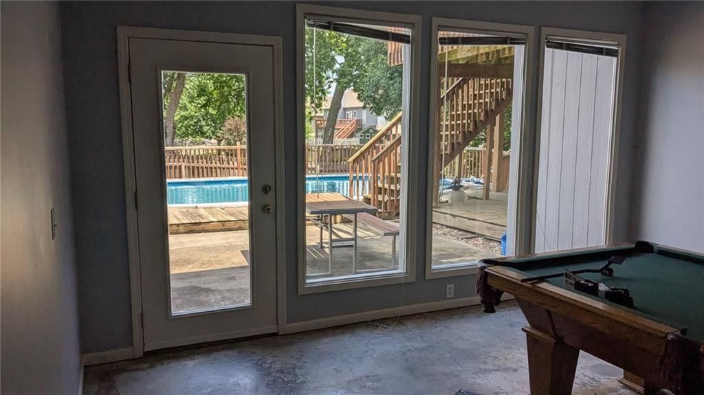 324 NE Woodbury Drive — photo 21