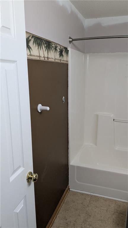 324 NE Woodbury Drive — photo 46