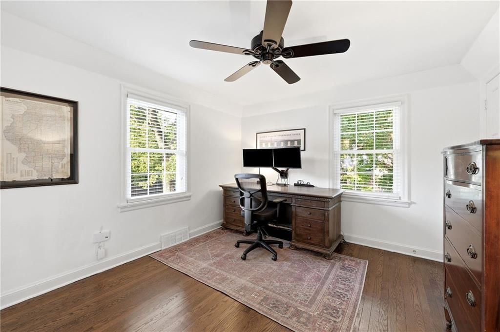 1000 W Gregory Boulevard — photo 32