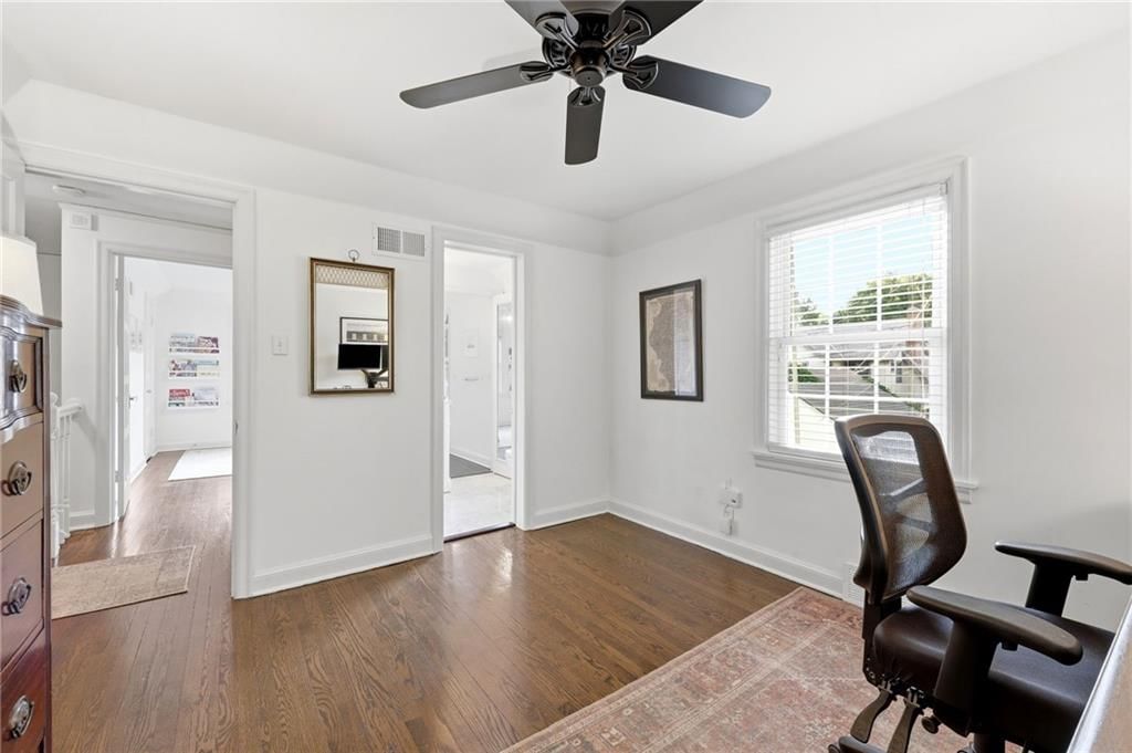 1000 W Gregory Boulevard — photo 33