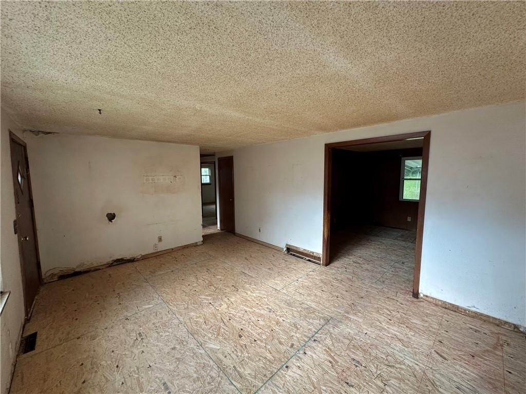 6303 N Broadway Street — photo 5