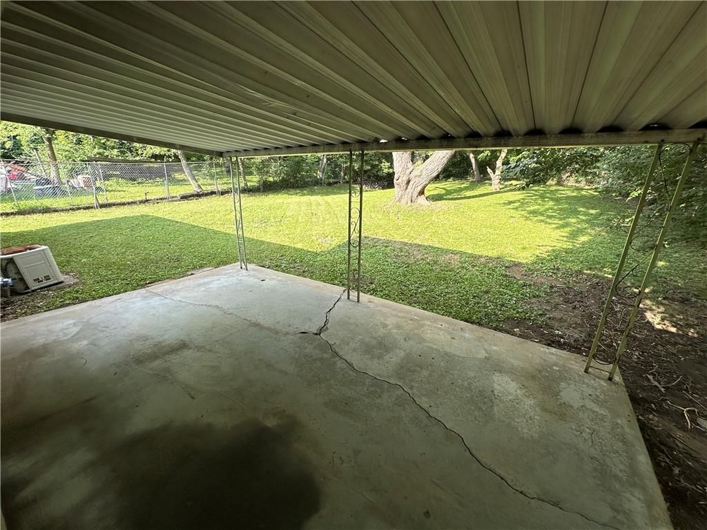 6303 N Broadway Street — photo 20