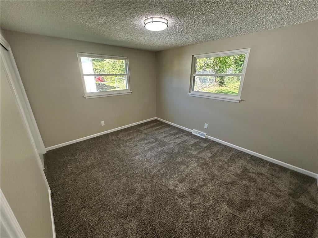 Photo 25 of 25 - 6303 N Broadway Street, Kansas City, MO 64118