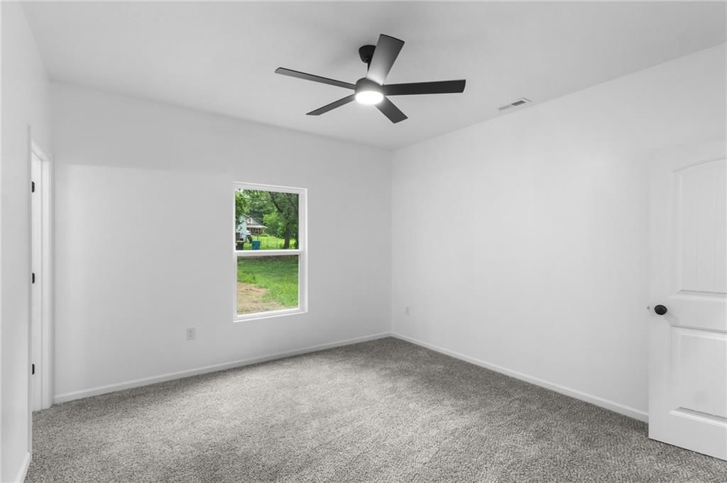912 Chestnut Avenue — photo 11