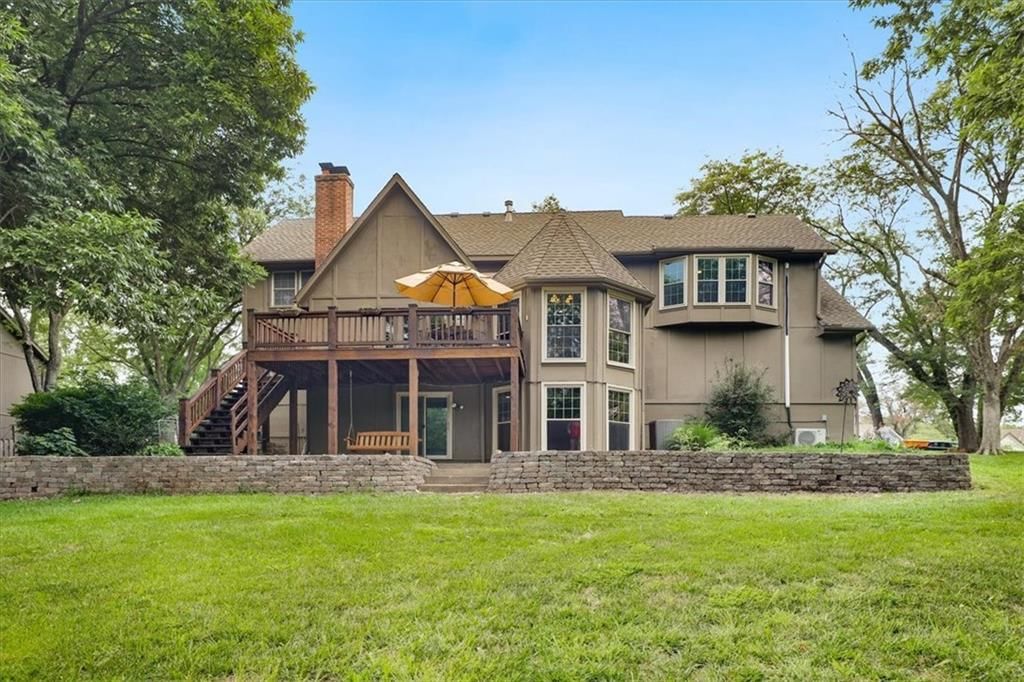 15819 Overbrook Lane — photo 3