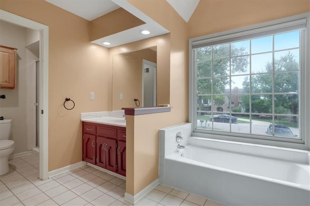 15819 Overbrook Lane — photo 27
