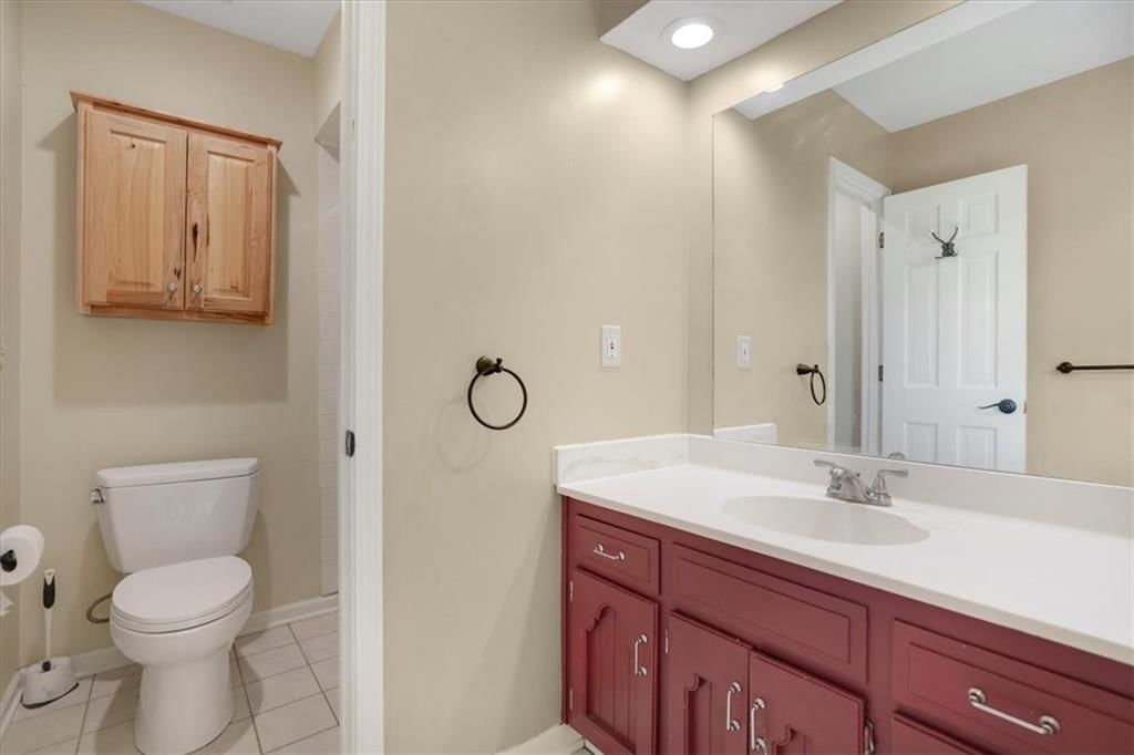 15819 Overbrook Lane — photo 28
