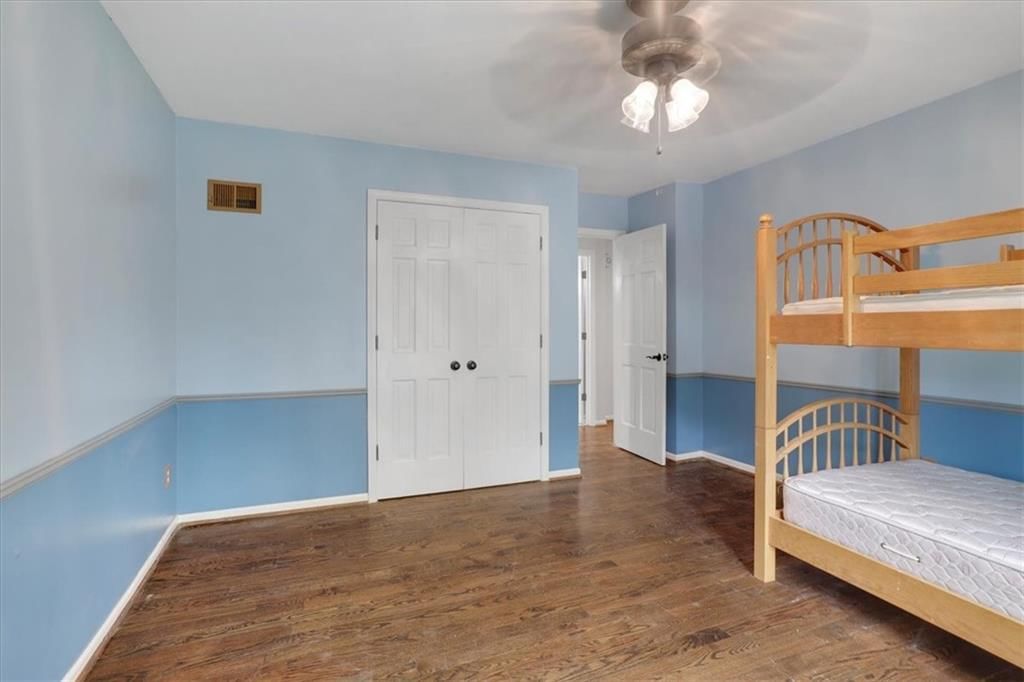 15819 Overbrook Lane — photo 31