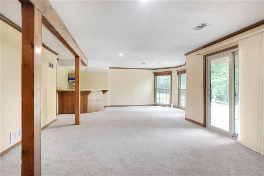 15819 Overbrook Lane — photo 36