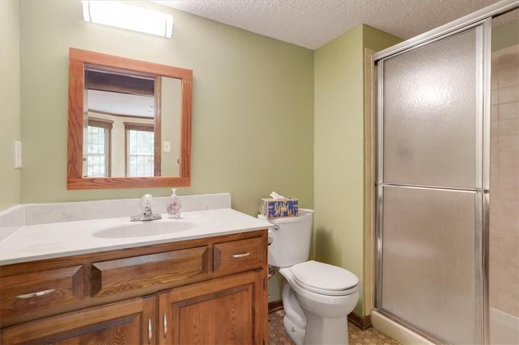 15819 Overbrook Lane — photo 42