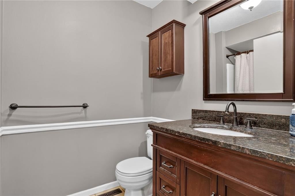 228 Richfield Court — photo 10