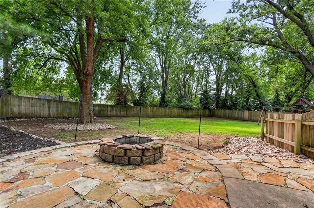 228 Richfield Court — photo 17