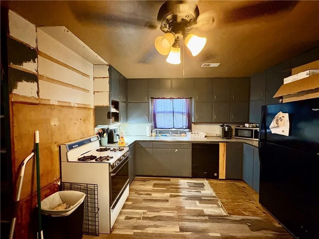 304 Clay Street — photo 4