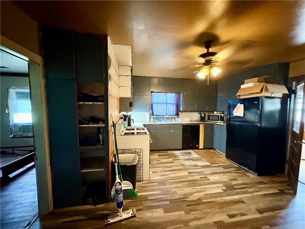 304 Clay Street — photo 5