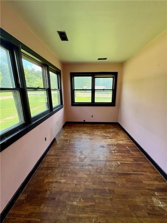 304 Clay Street — photo 18