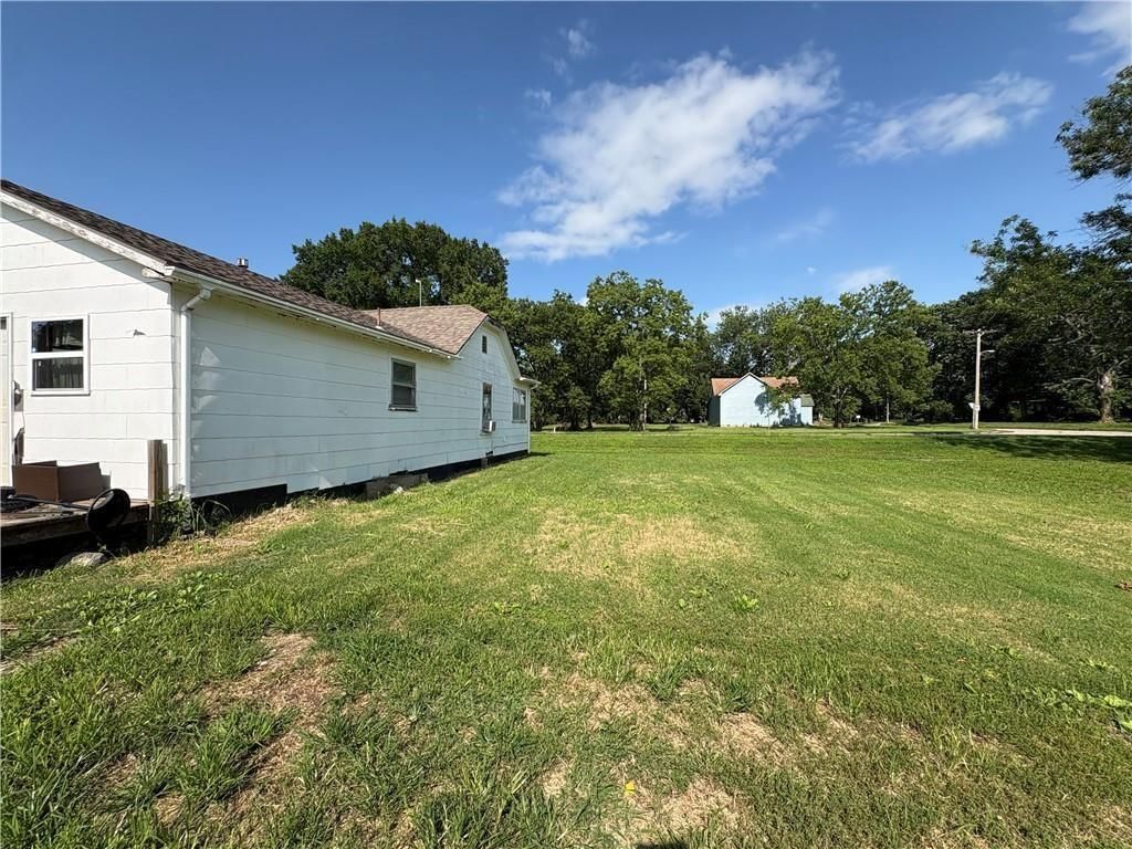 304 Clay Street — photo 20