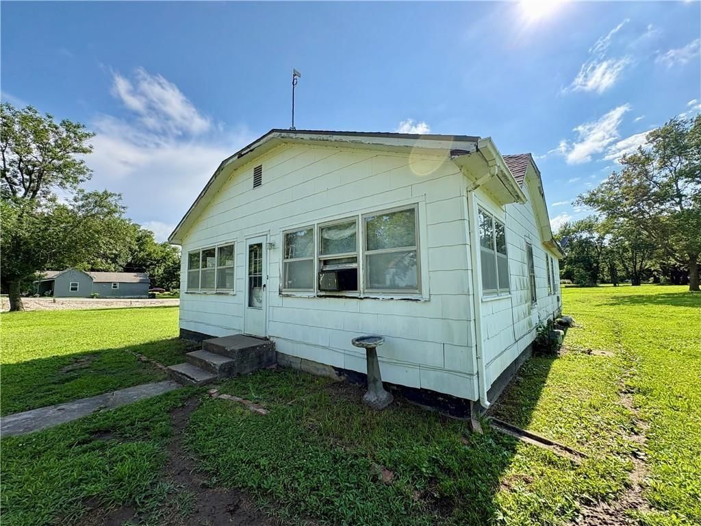 304 Clay Street — photo 27