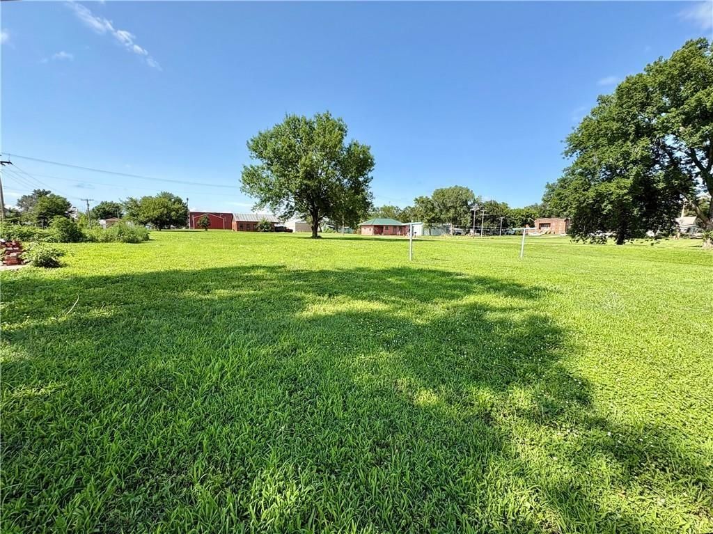 304 Clay Street — photo 34