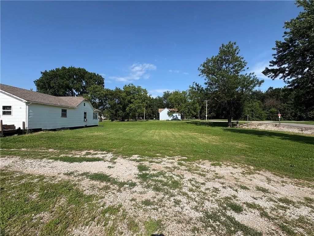 304 Clay Street — photo 36