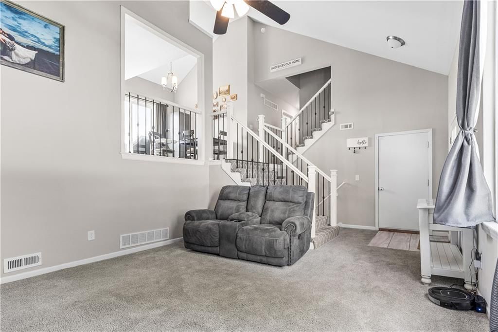 607 SE Joel Avenue — photo 7