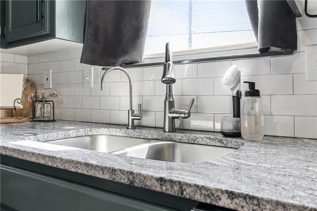 607 SE Joel Avenue — photo 11