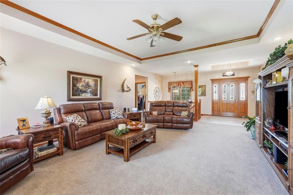 602 Canyon Drive — photo 10
