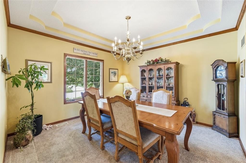 602 Canyon Drive — photo 12