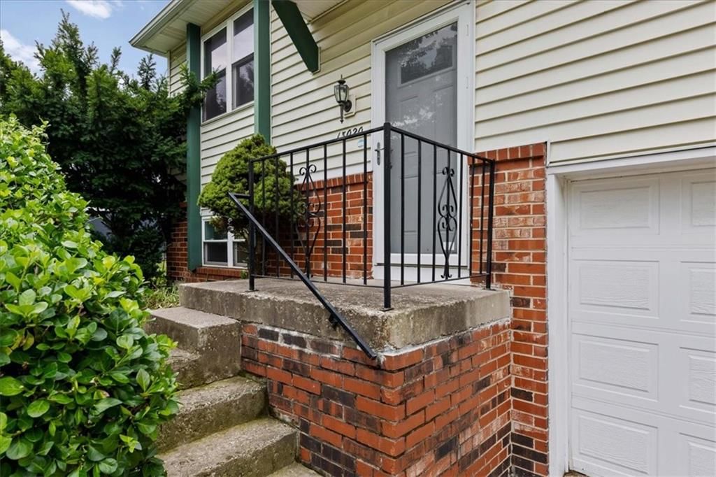 13020 S Sycamore Street — photo 3