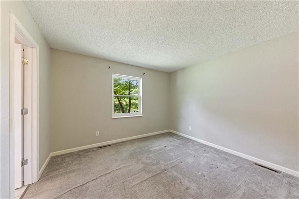 13020 S Sycamore Street — photo 14