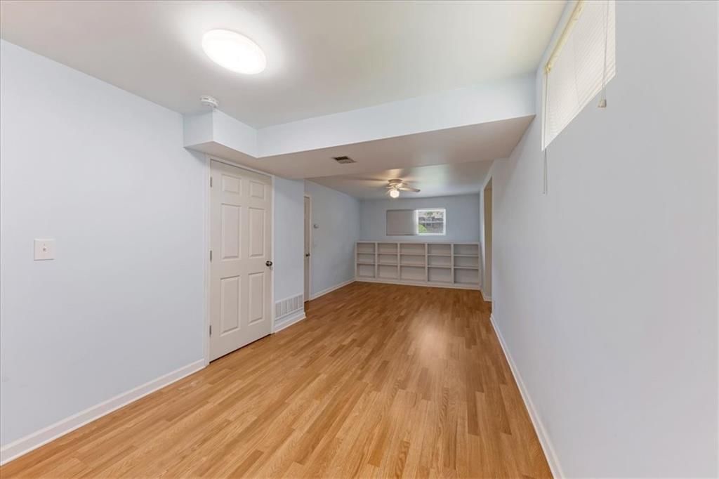 13020 S Sycamore Street — photo 21