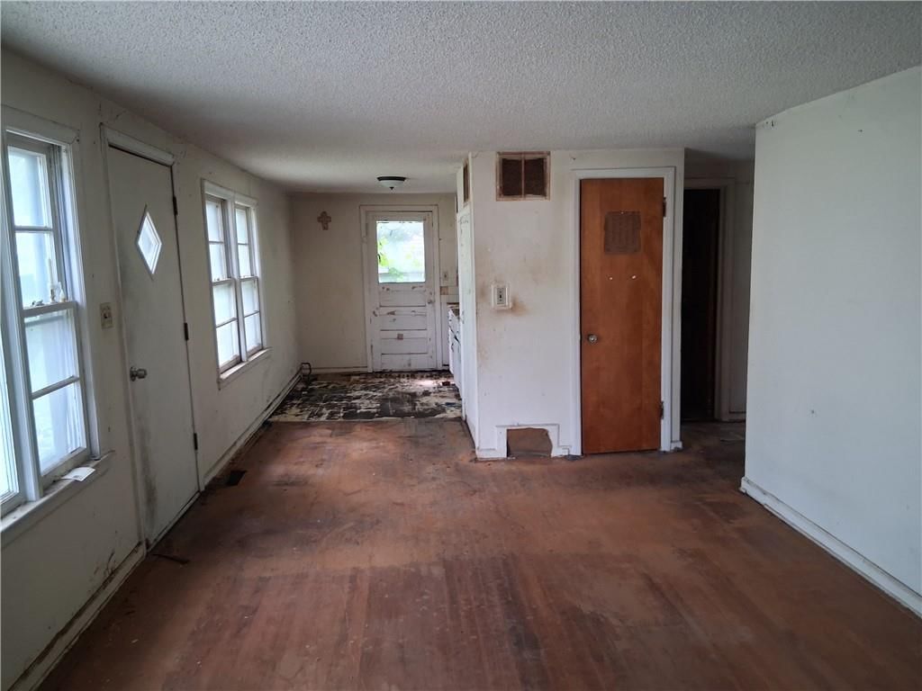 7700 W 65th Terrace — photo 9