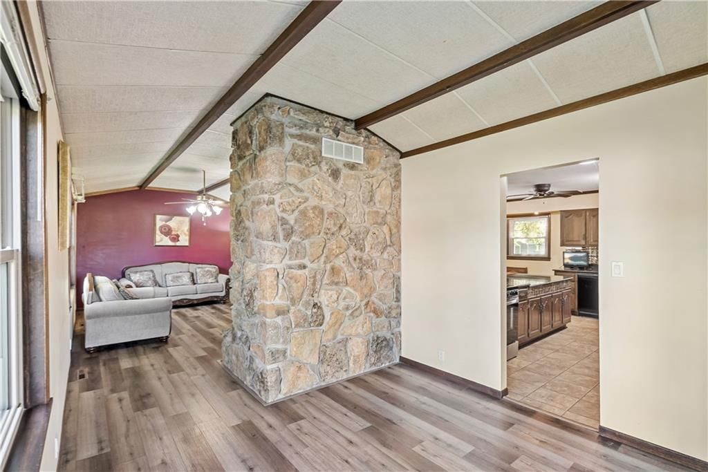 106 S Hazen Street — photo 16