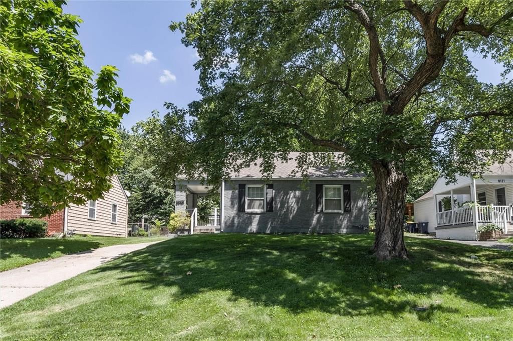 8119 Madison Avenue — photo 3