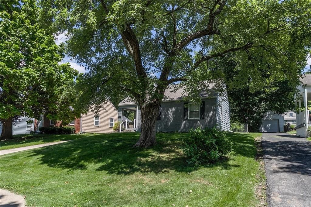 8119 Madison Avenue — photo 4