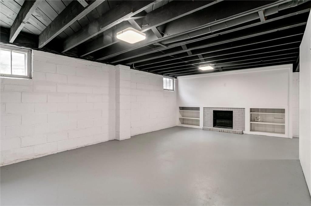 8119 Madison Avenue — photo 19