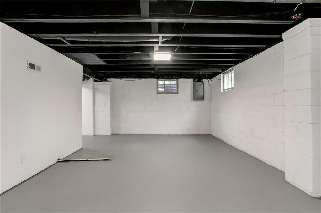 8119 Madison Avenue — photo 22