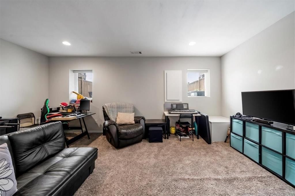 744 W Shawnee Court — photo 22