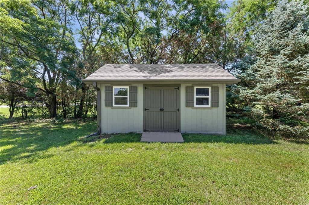 10365 W 159th Street — photo 35