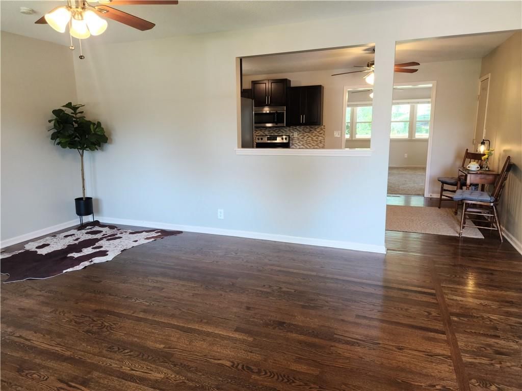 3219 S Vest Avenue — photo 6