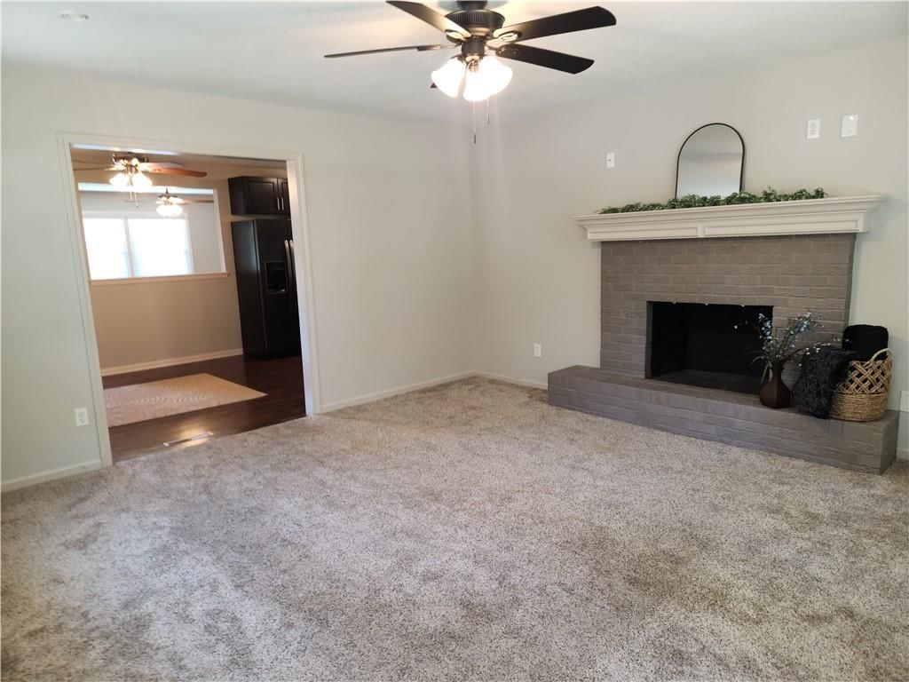 3219 S Vest Avenue — photo 8