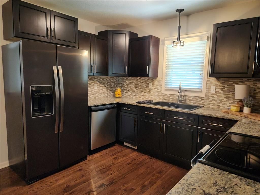 3219 S Vest Avenue — photo 10