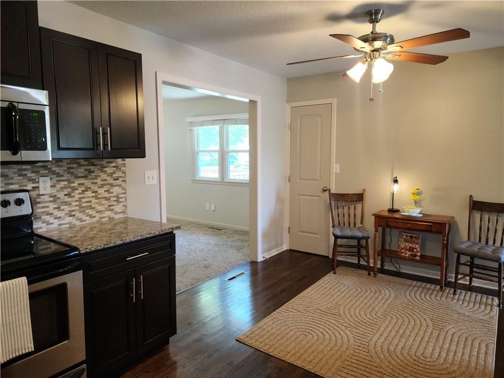 3219 S Vest Avenue — photo 12
