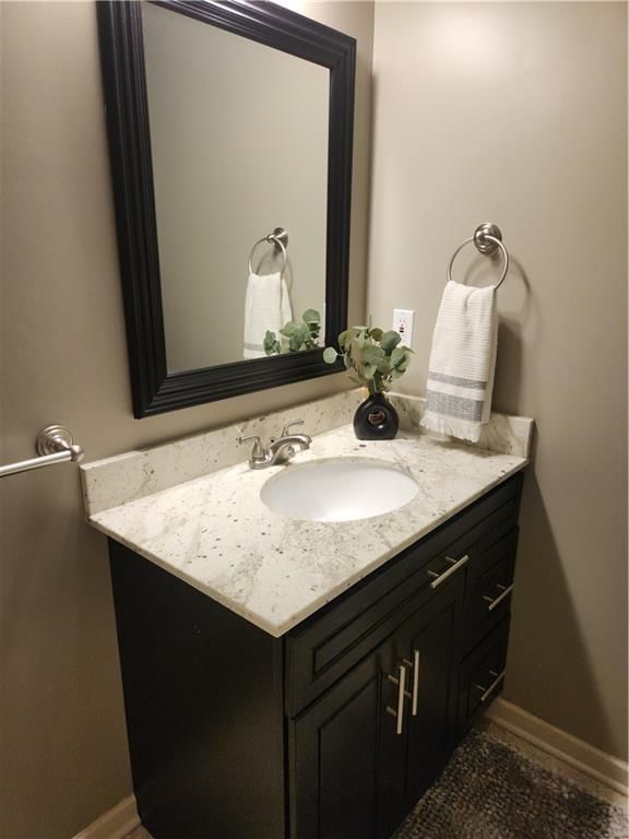 3219 S Vest Avenue — photo 25