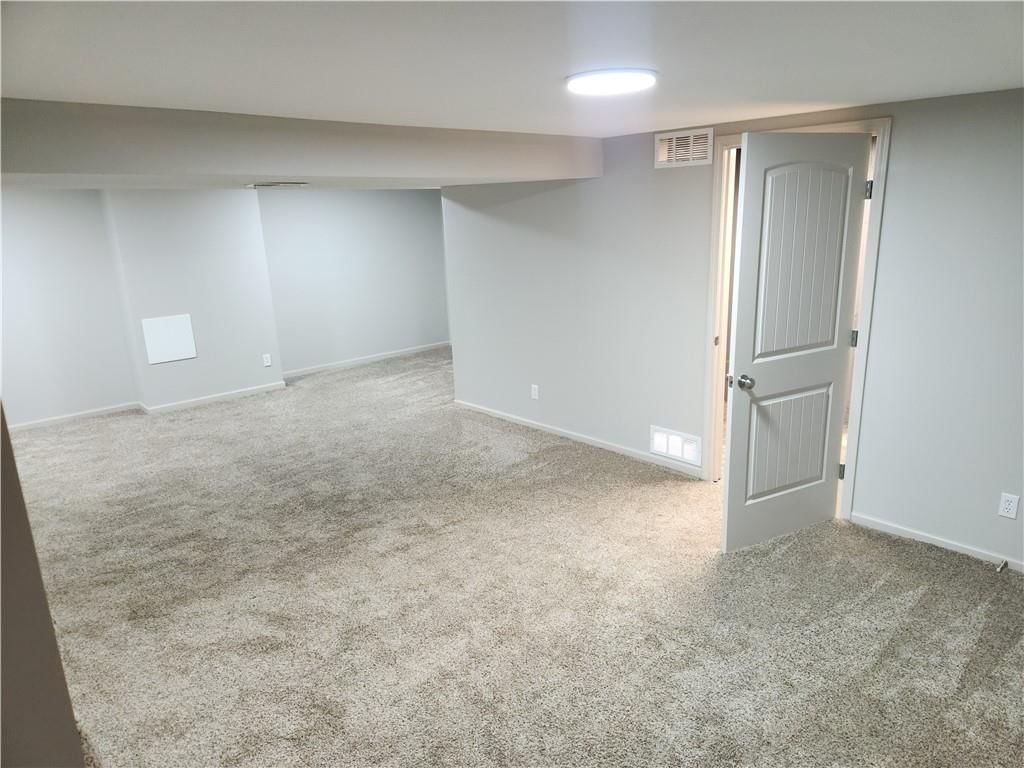 3219 S Vest Avenue — photo 28