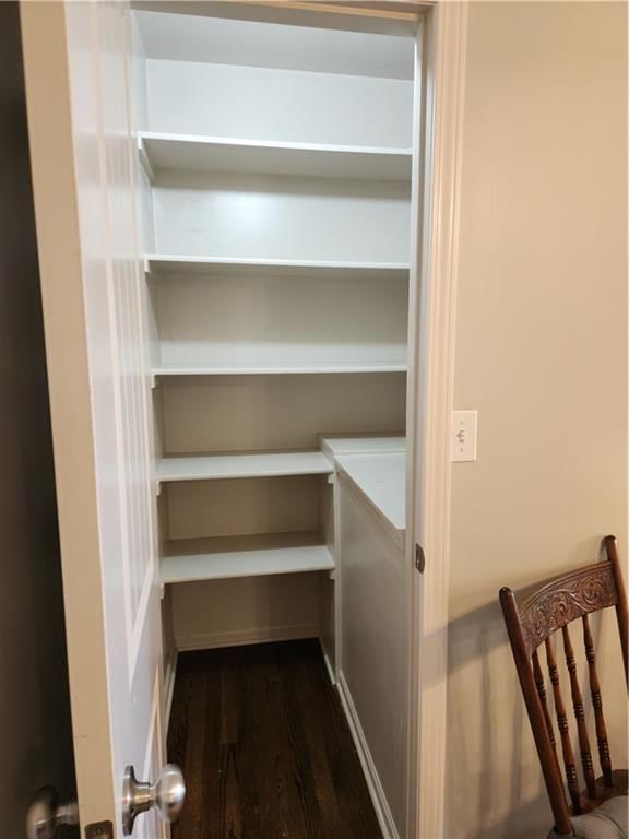 3219 S Vest Avenue — photo 29