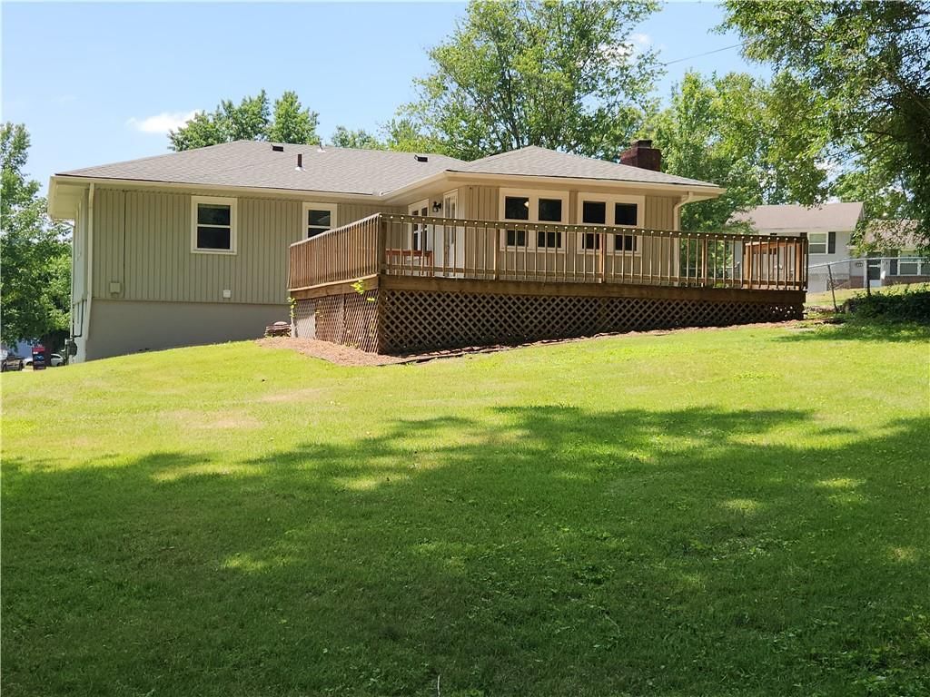 3219 S Vest Avenue — photo 34